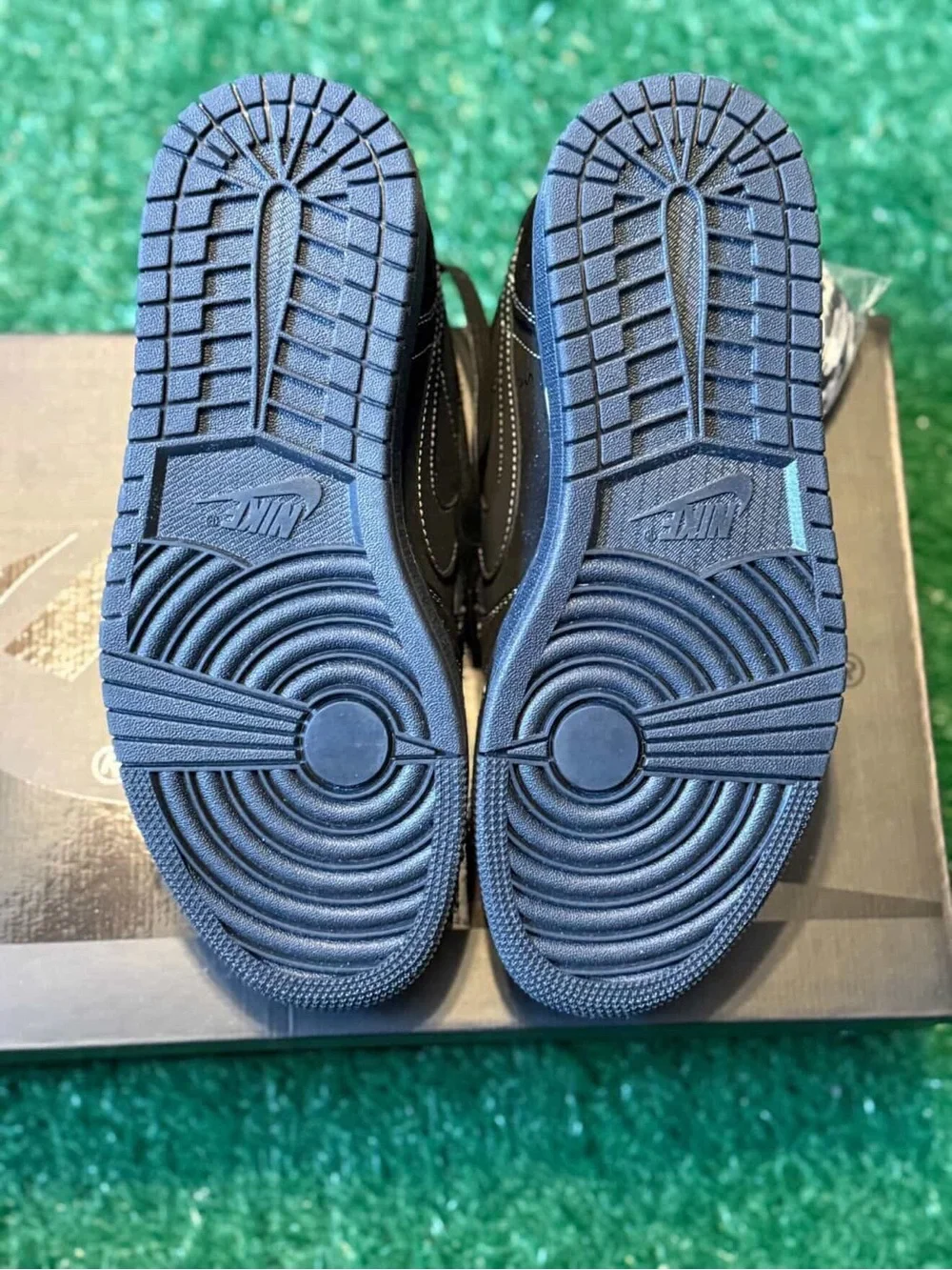 Air Jordan 1 Retro Low Travis Scott Black Phantom